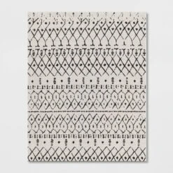 Grace Geometric Indoor/Outdoor Rug Black/White - Project 62™ -Project 62 GUEST f3ab1621 60db 4980 b851 40eb1172056b